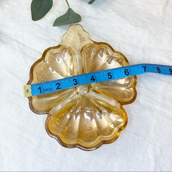 Vintage Iridescent Marigold Carnival Glass Three Leaf Clover - Picture 8 of 8